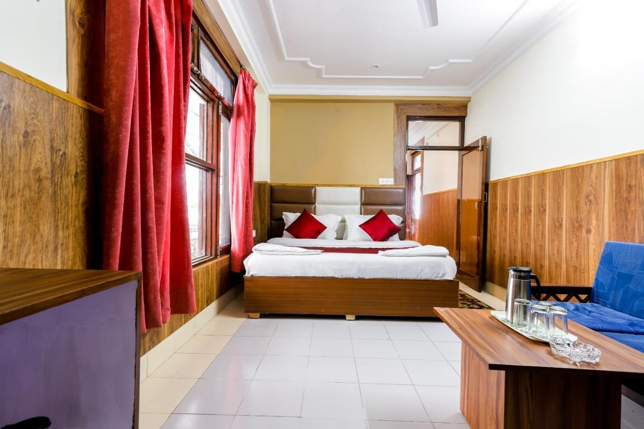 Hotel Varuni Mcleodganj Dharamszala Kültér fotó