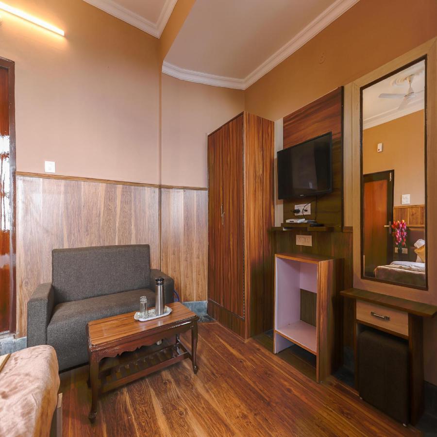 Hotel Varuni Mcleodganj Dharamszala Kültér fotó