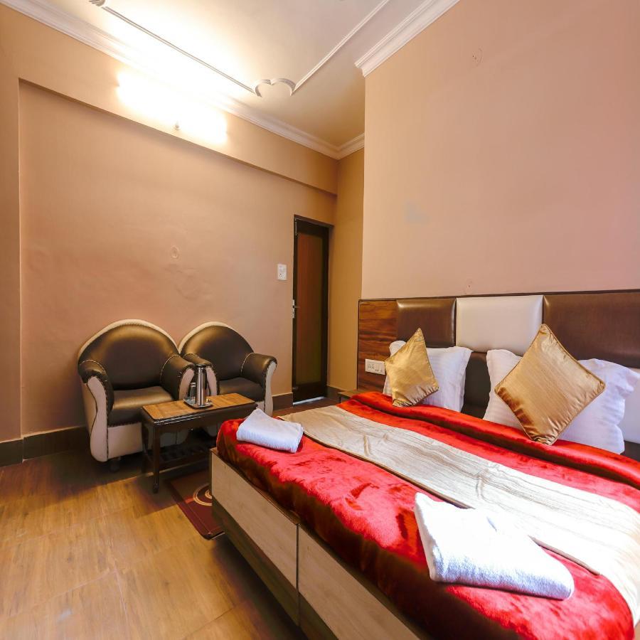 Hotel Varuni Mcleodganj Dharamszala Kültér fotó